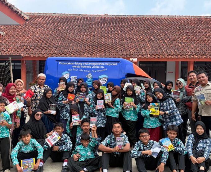 Literasi Bersama Perpustakaan Keliling Hadir di Sekolah Rakyat Terintegrasi 41 Tasikmalaya